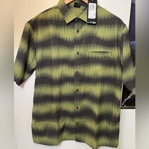 ❤️Oakley Men's Olive and Black Striped Shirt size S